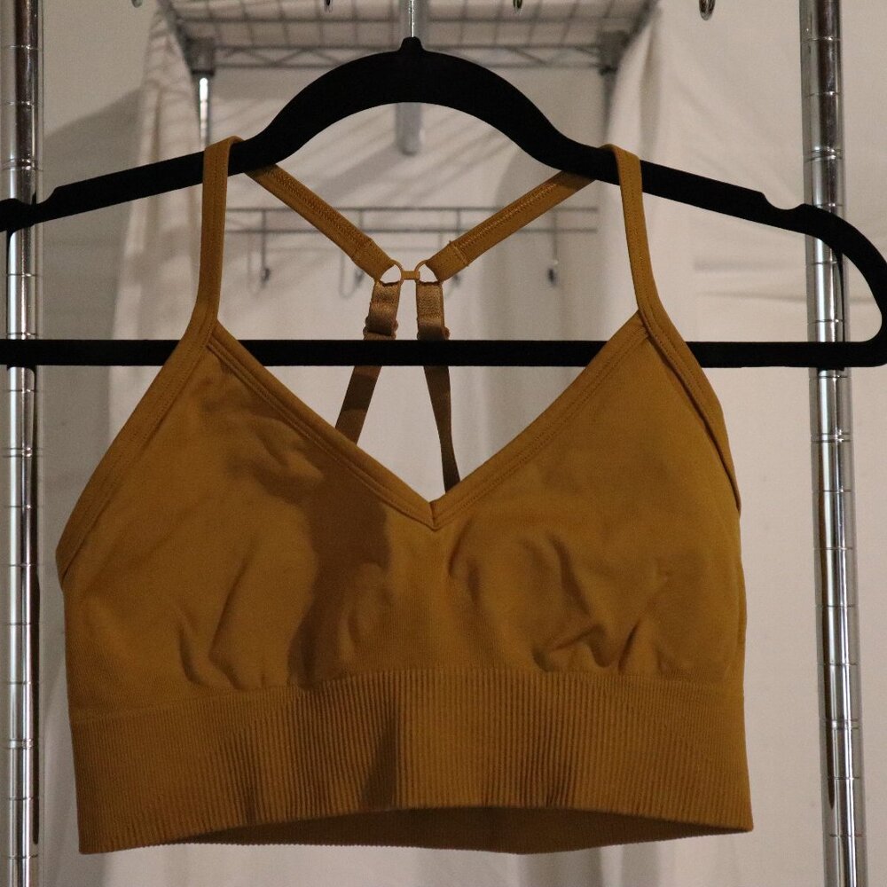 Lululemon Sport Bra, light support, size 6